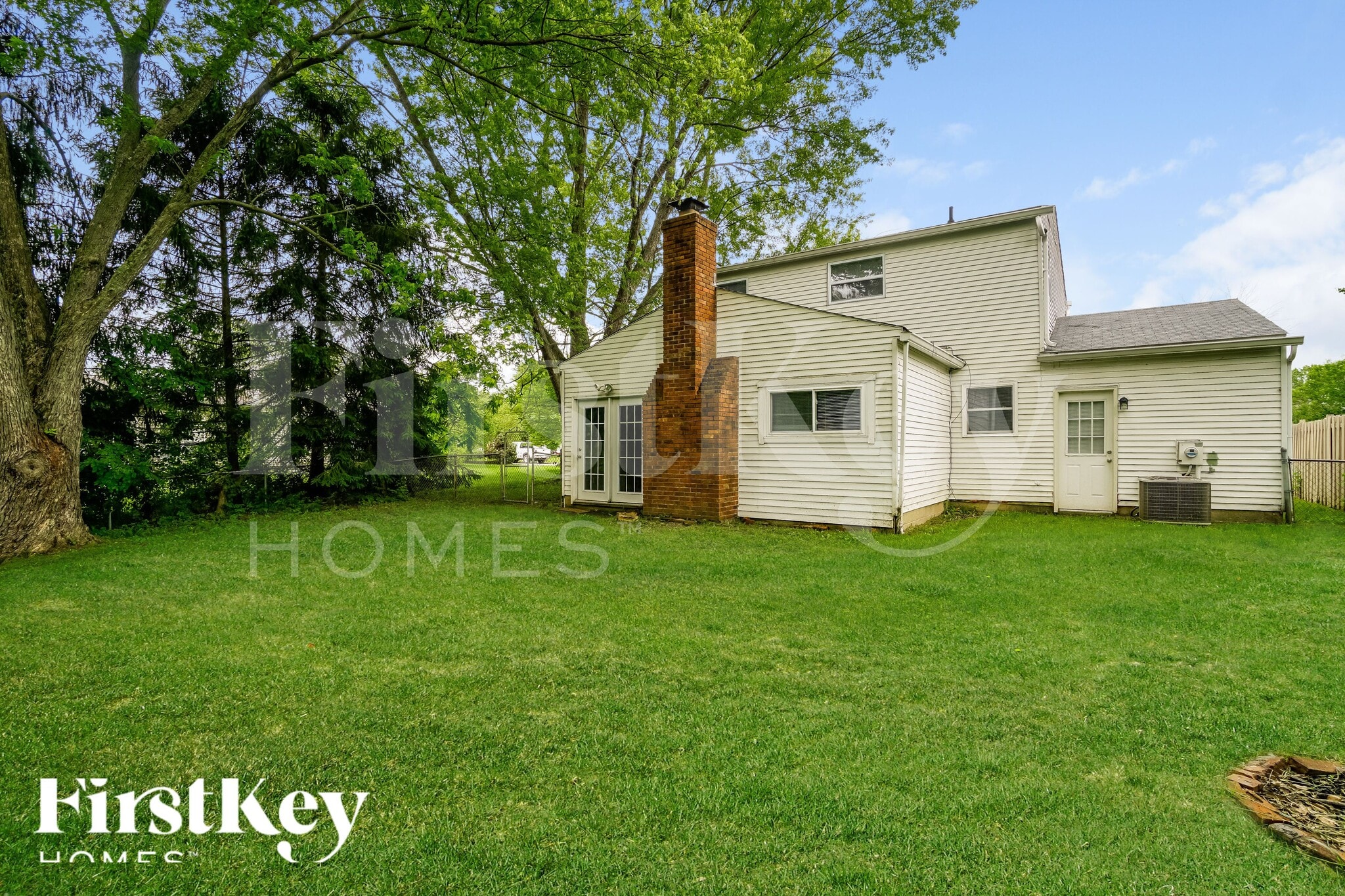 Building Photo - 161 Greenlake St