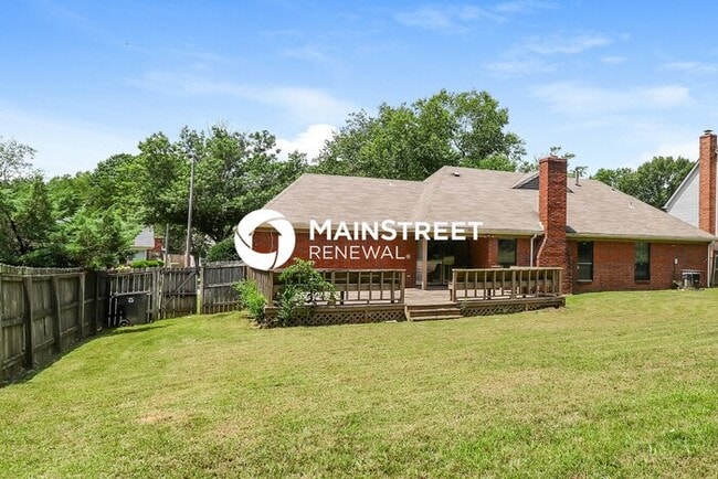 Building Photo - 3 Bedroom Pet-Friendly Home in Cordova, TN with Main Street Renewal