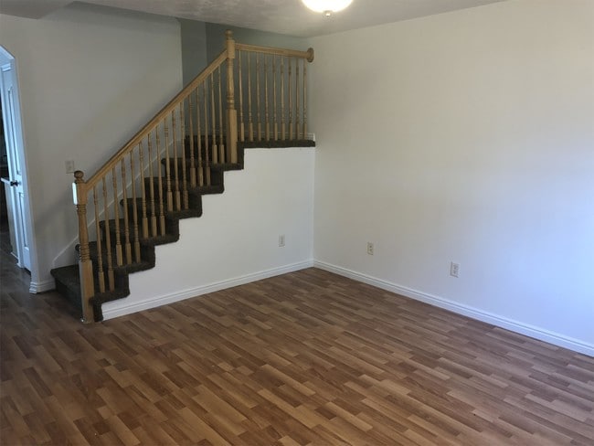 Building Photo - 377 E Newsome Park Ln