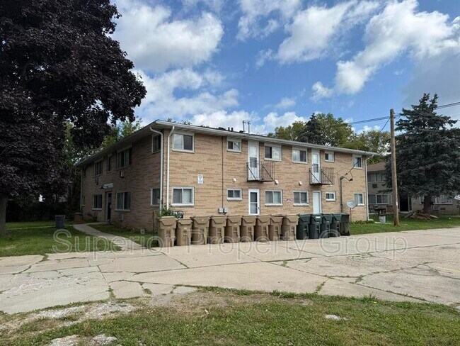 Primary Photo - 1723 Blossom Ln