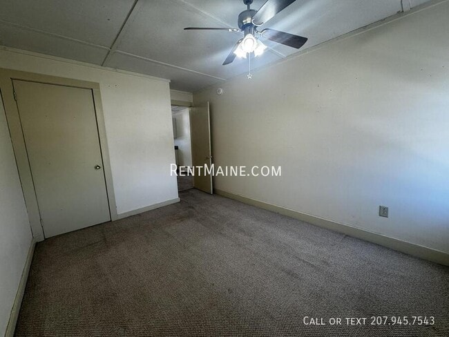 Building Photo - 114 Riverside Dr