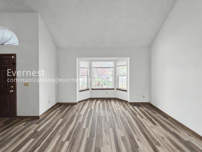 Building Photo - 4930 Sprangler Dr