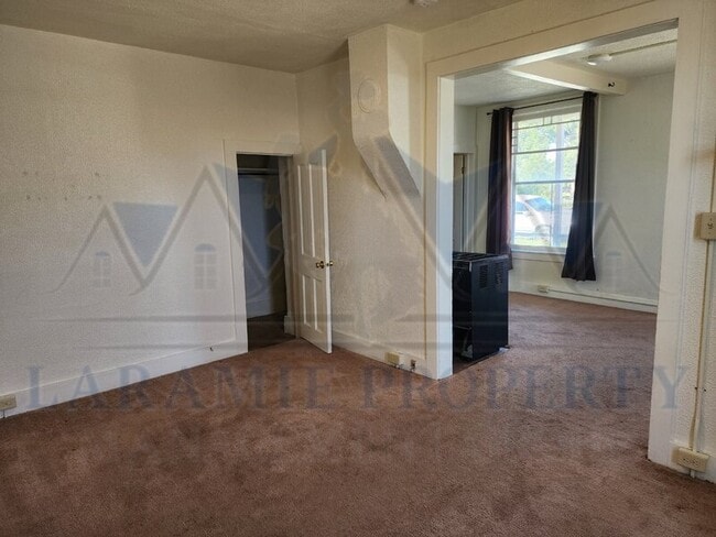 Building Photo - 701 S 2nd