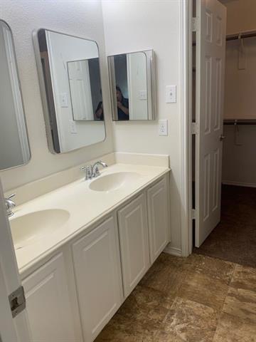 Building Photo - 1115 Warrior Dr
