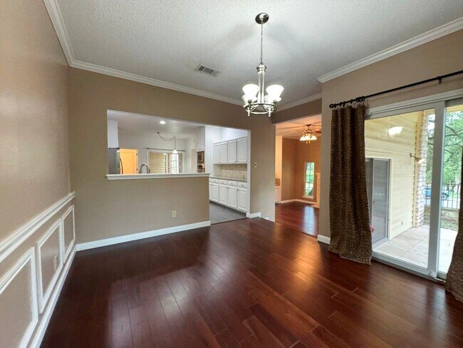 Building Photo - 6401 Wallace Cove