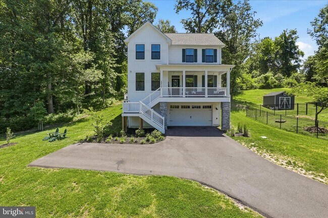 Building Photo - 15717 Tierra Dr