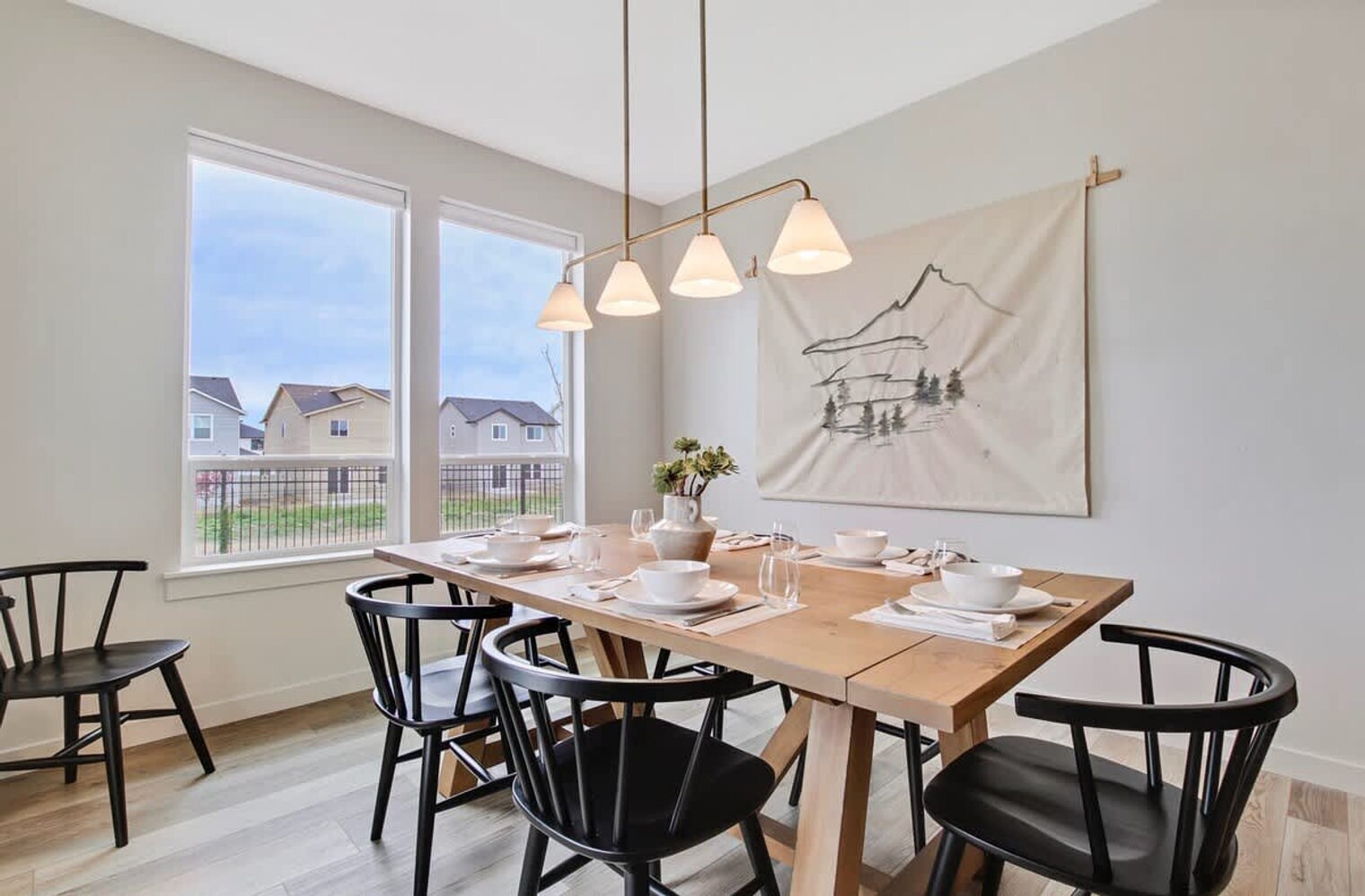 Building Photo - 313 S Iceberg Lake Ave