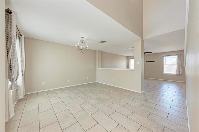 Building Photo - 289 Drystone Trail