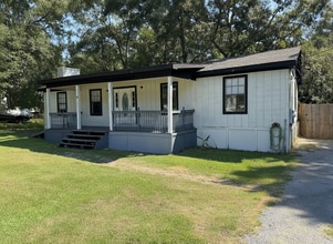 Building Photo - 2836 Flounder Cir