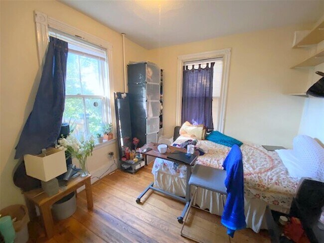 Building Photo - 62 Eustis St