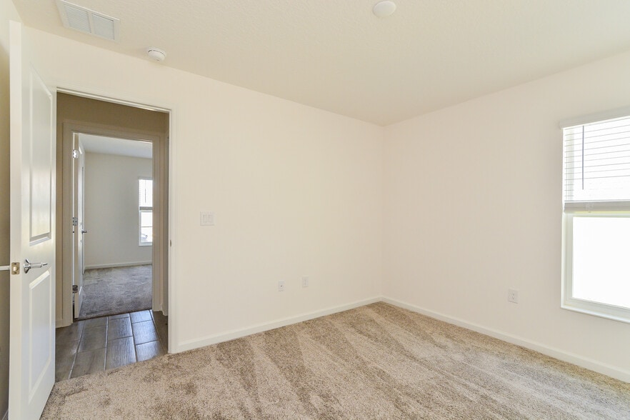 Building Photo - 33552 Sky Blossom Cir