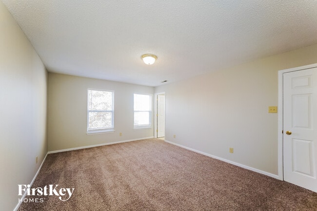 Building Photo - 6405 Monteo Dr