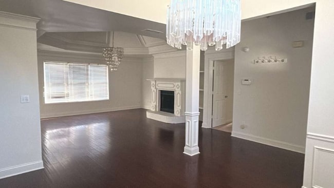 Building Photo - 805 Georgian Hills Dr