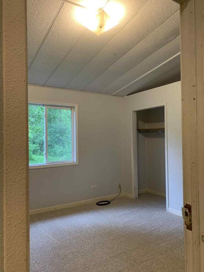 Building Photo - 9415 Partridge Rd