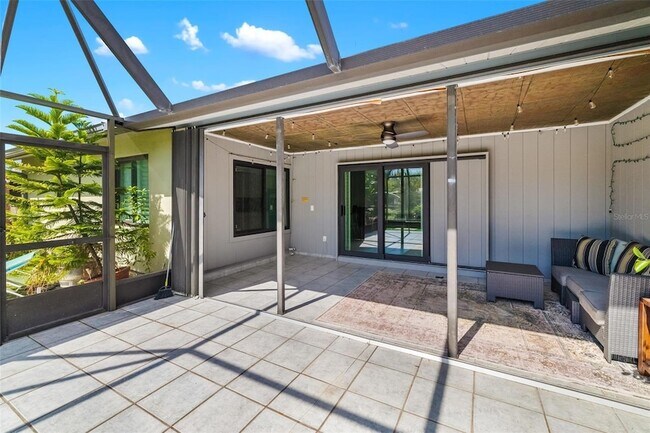 Building Photo - 4814 Country Oaks Blvd