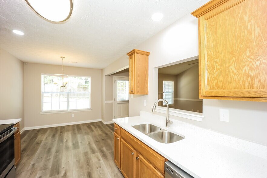 Building Photo - 7785 Hana Ct