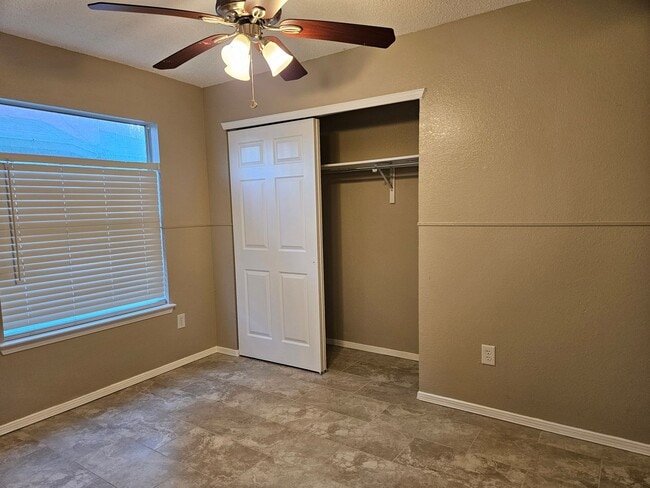 Building Photo - 12357 Tierra Inca Dr
