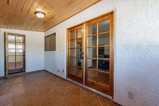 Building Photo - Gem in Fountain Hills!