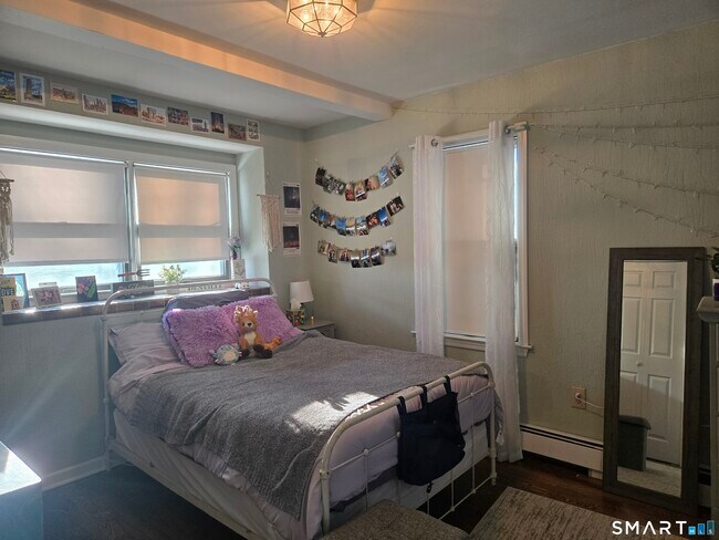 Building Photo - 892 Reef Rd