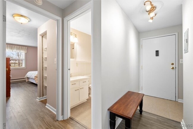 Building Photo - 576 Village Blvd N