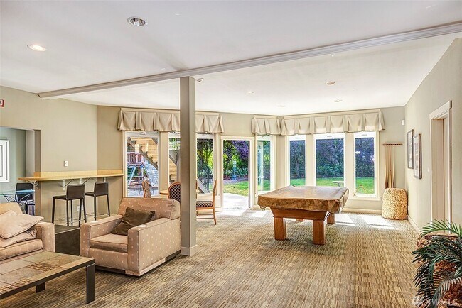 Building Photo - 15819 Leary Wy