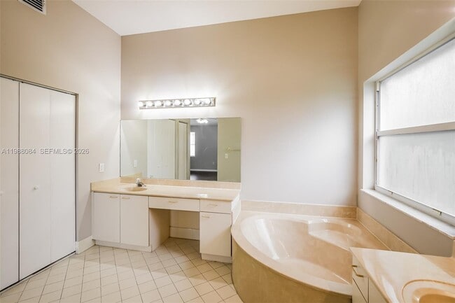 Building Photo - 1436 NW 159th Ln