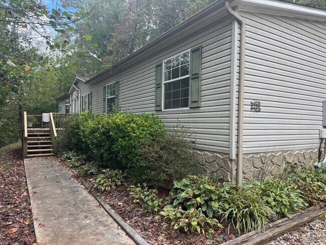 Building Photo - 625 Gunters Hill Rd