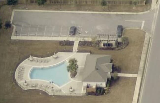 Building Photo - 5825 Danbury Blvd