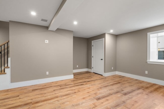 Building Photo - 110 Fayette St