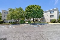Building Photo - 1005 Chillum Rd