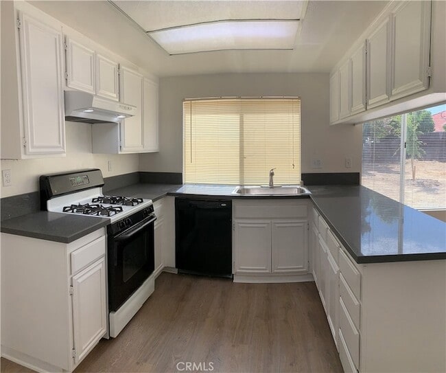 Building Photo - 9065 Limecrest Dr