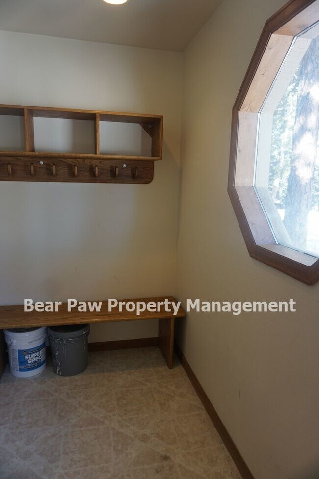 Building Photo - Amazing Views of Mt. Evans in Evergreen Highlands!