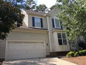 Building Photo - 2312 Colony Woods Dr