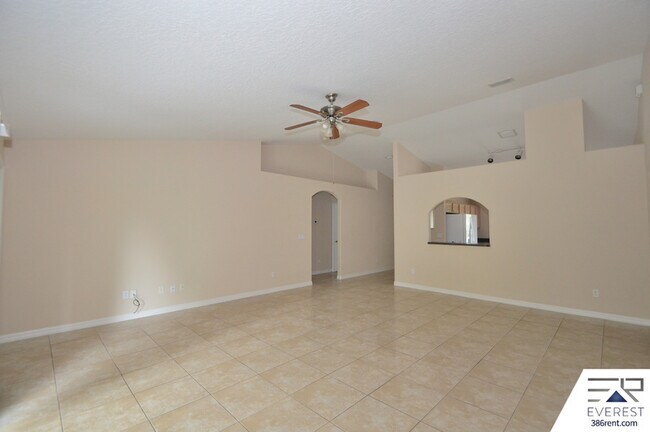 Building Photo - 19 Burgess Pl