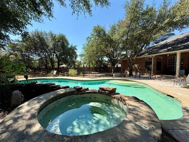 Building Photo - 1424 Redden Cove