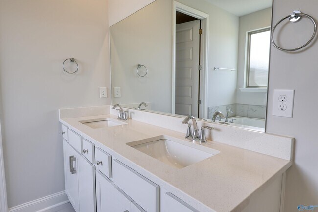 Building Photo - 205 Fallow Cir