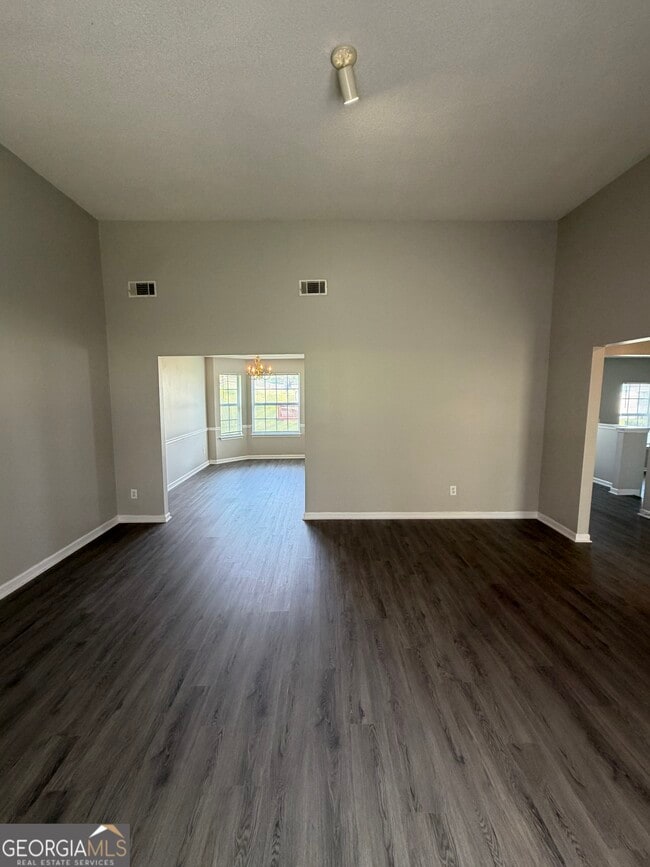Building Photo - 10744 Misty Meadows Ct