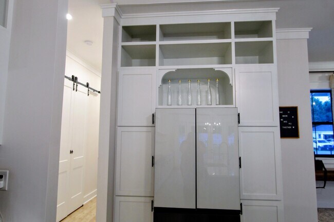 Building Photo - 3116 Pinot Way
