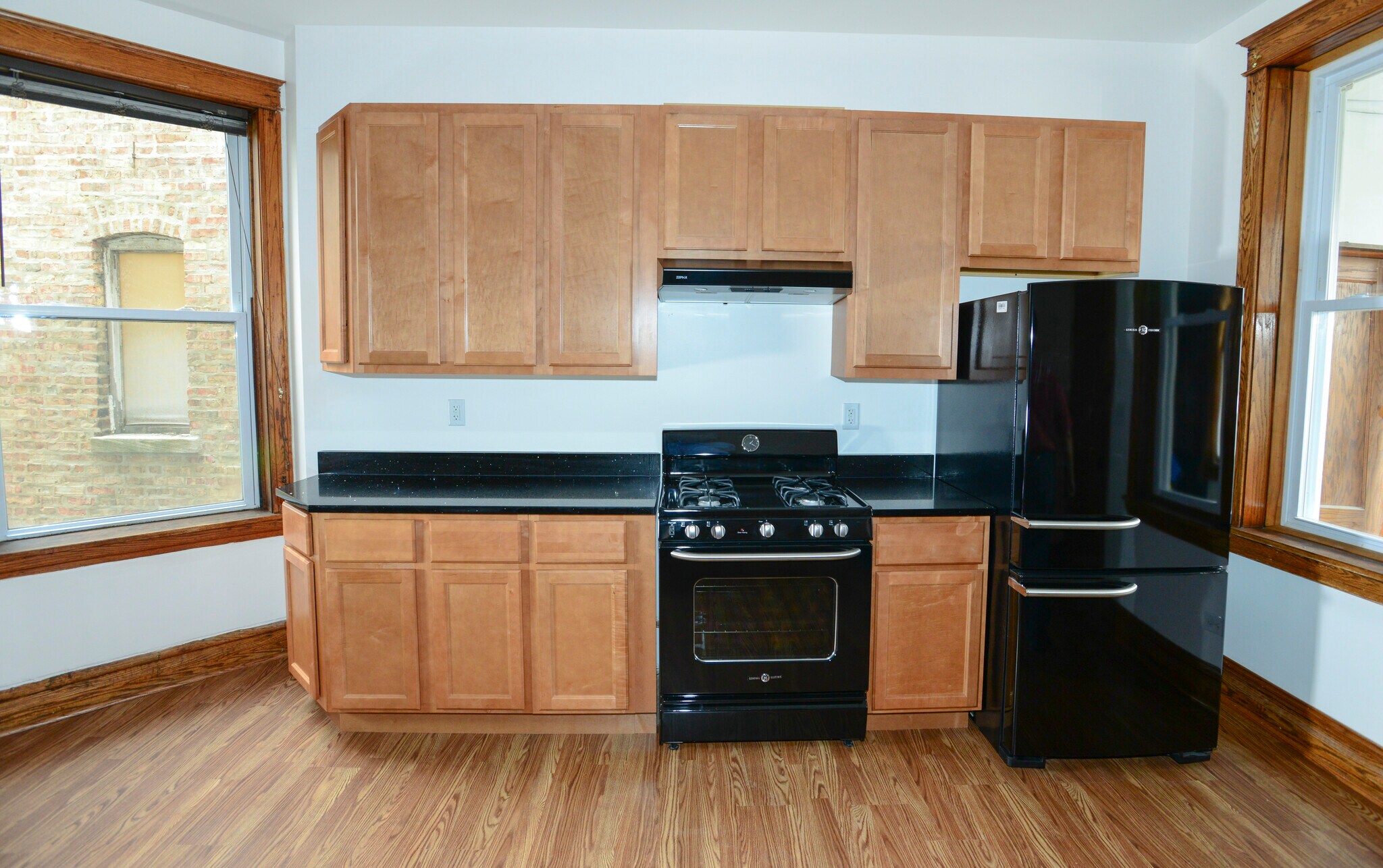 Building Photo - 2318 S Marshall Blvd