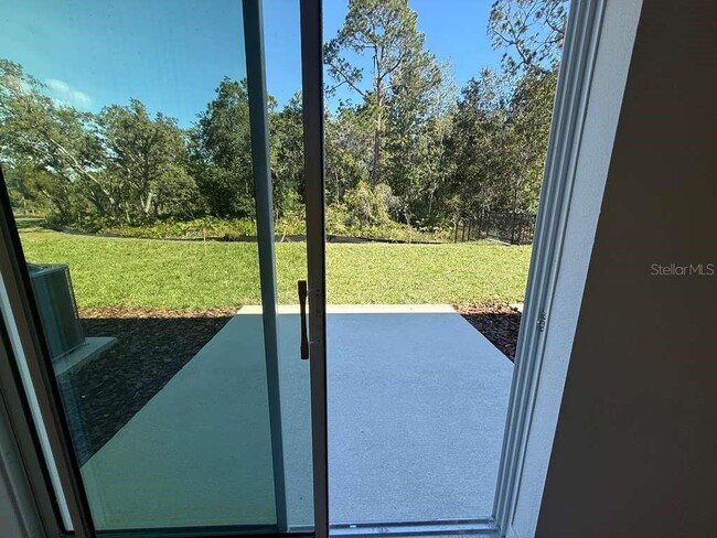 Building Photo - 2818 Raindrop Run St