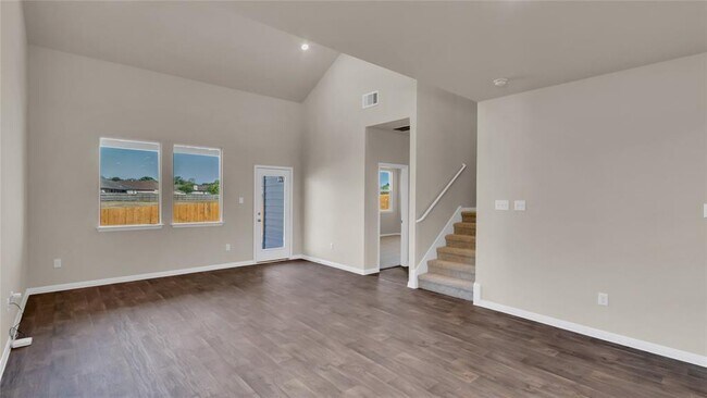 Building Photo - 128 Palo Pinto Dr