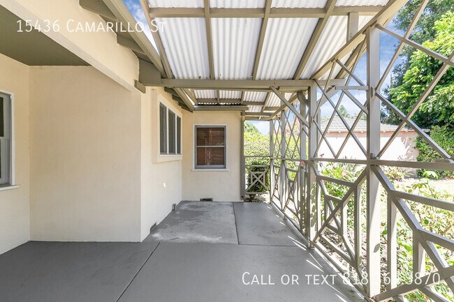 Building Photo - 15436 Camarillo St