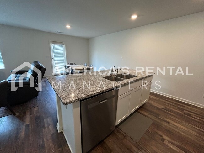 Building Photo - 7213 Wilburton Ln