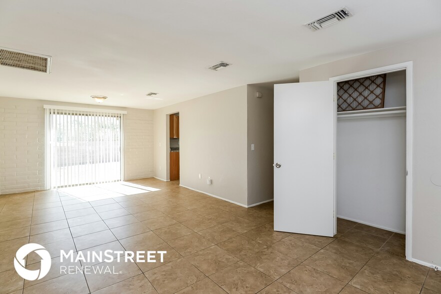 Building Photo - 6725 S Via Perico