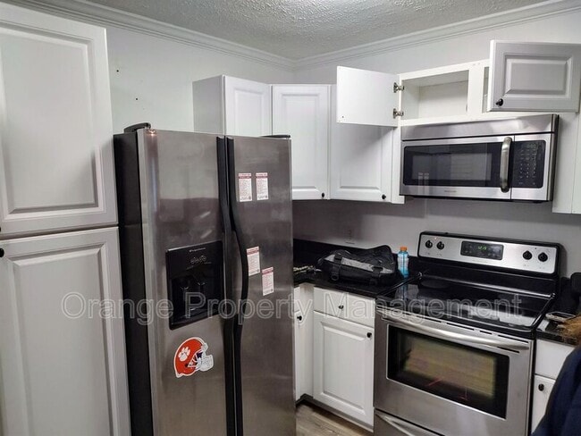 Building Photo - 150 Ligon St