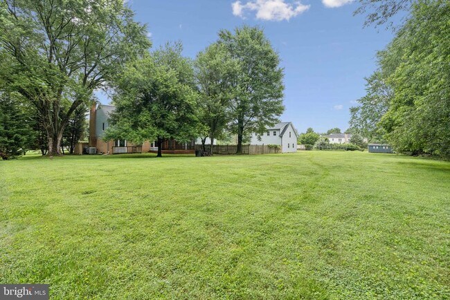 Building Photo - 13204 Lantern Hollow Dr