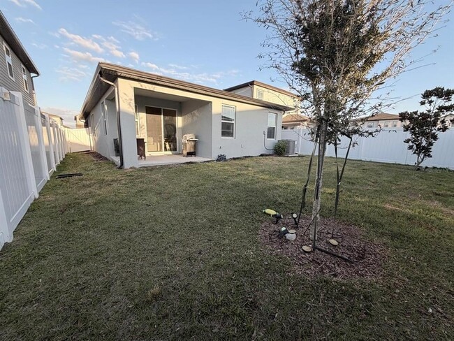 Building Photo - 2289 Treasure Hill St