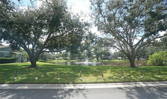 Building Photo - 10049 Lake Oak Cir