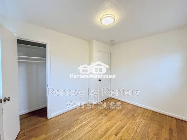 Building Photo - 528 Plantation Dr