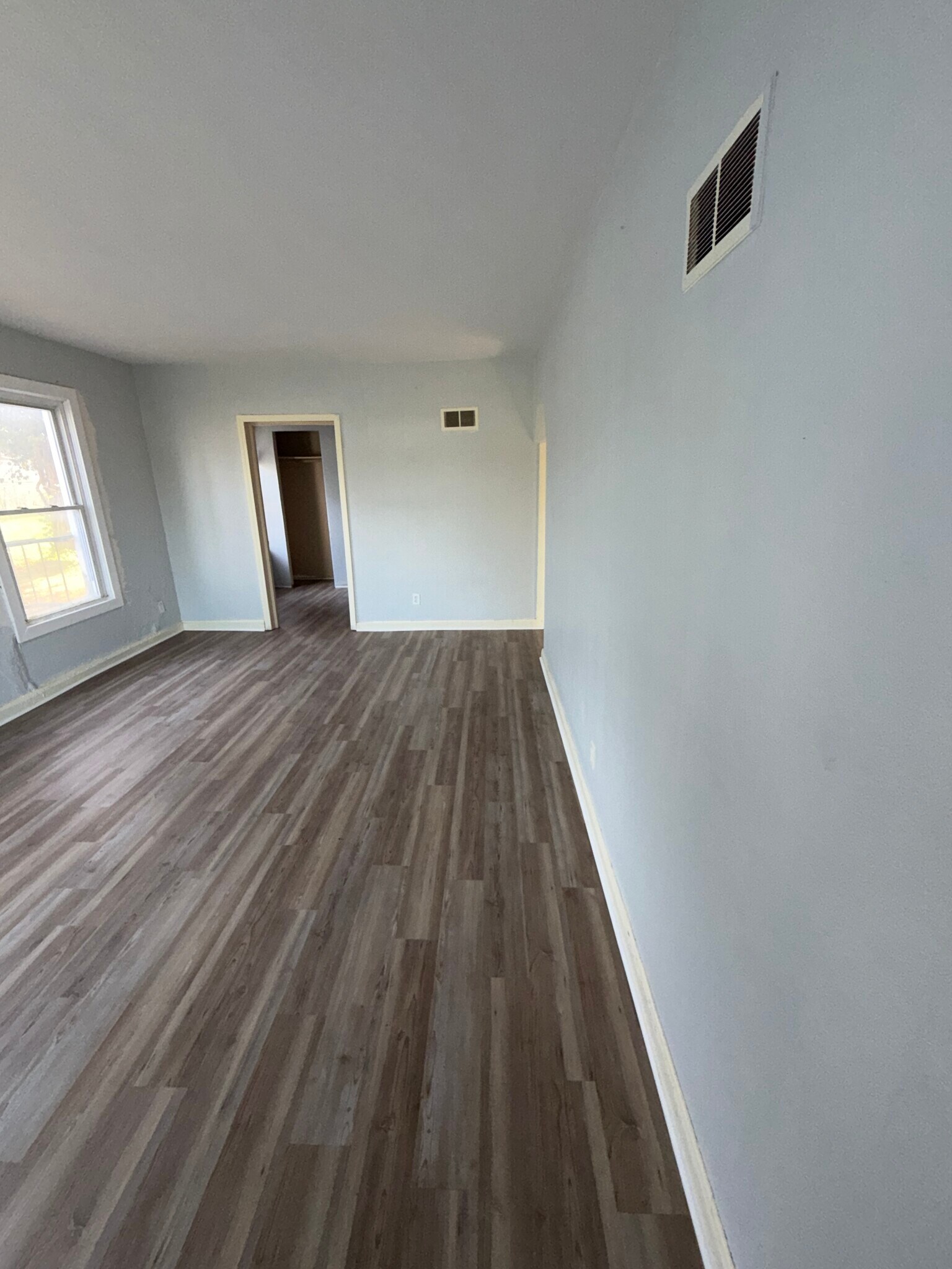 Building Photo - 730 N 74th St